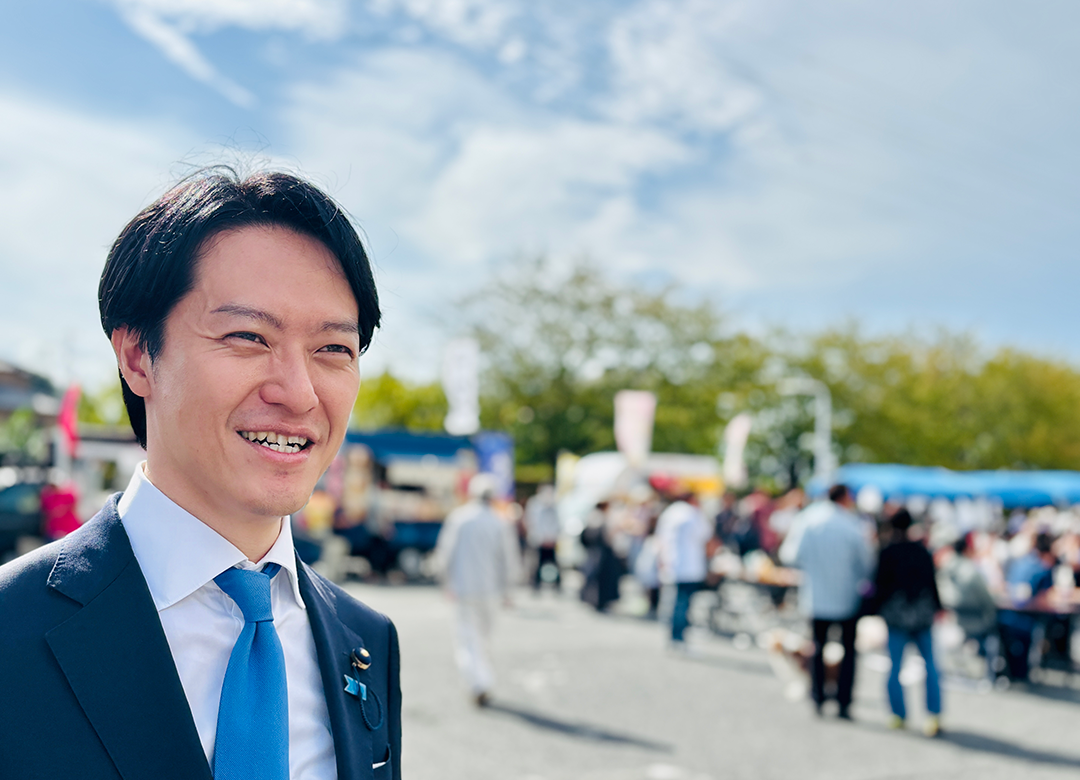 地域の方々と対話する様子